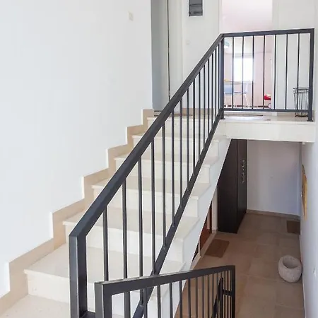 Apartment Kvasina Zadvarje