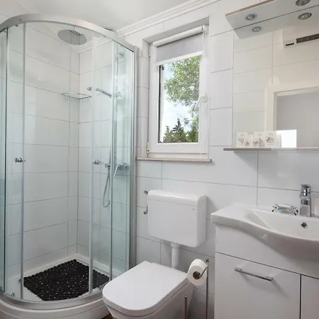 Apartment Kvasina