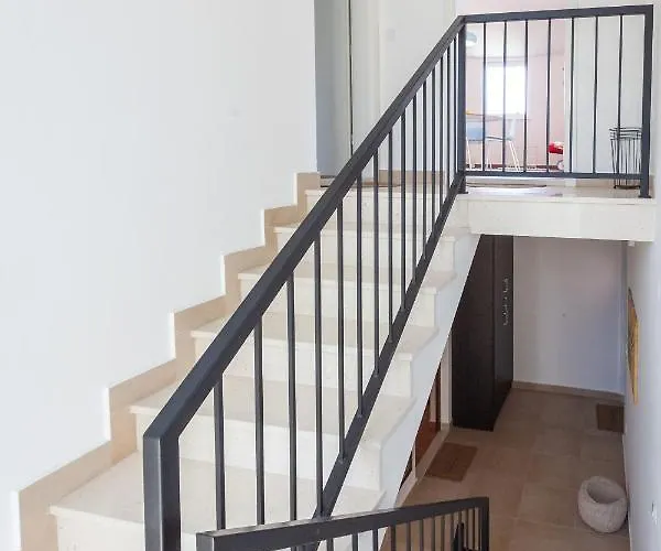 Apartamento Kvasina Zadvarje
